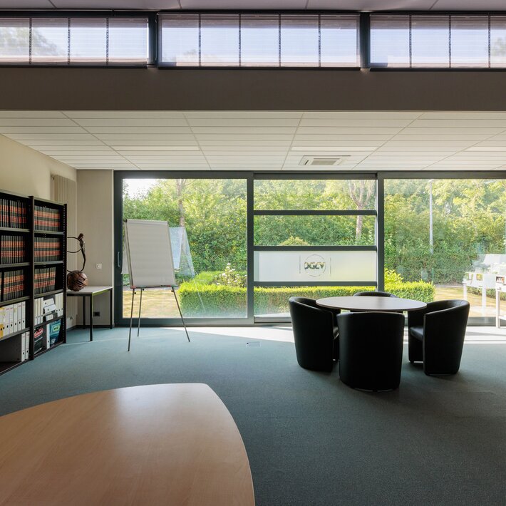 Een doolhof van statuten en regelingen